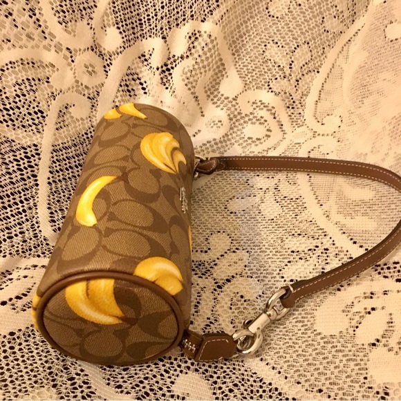 NWT Coach Nolita Barrel Bag In Signature Canvas With Banana Print - Picture 9 of 11